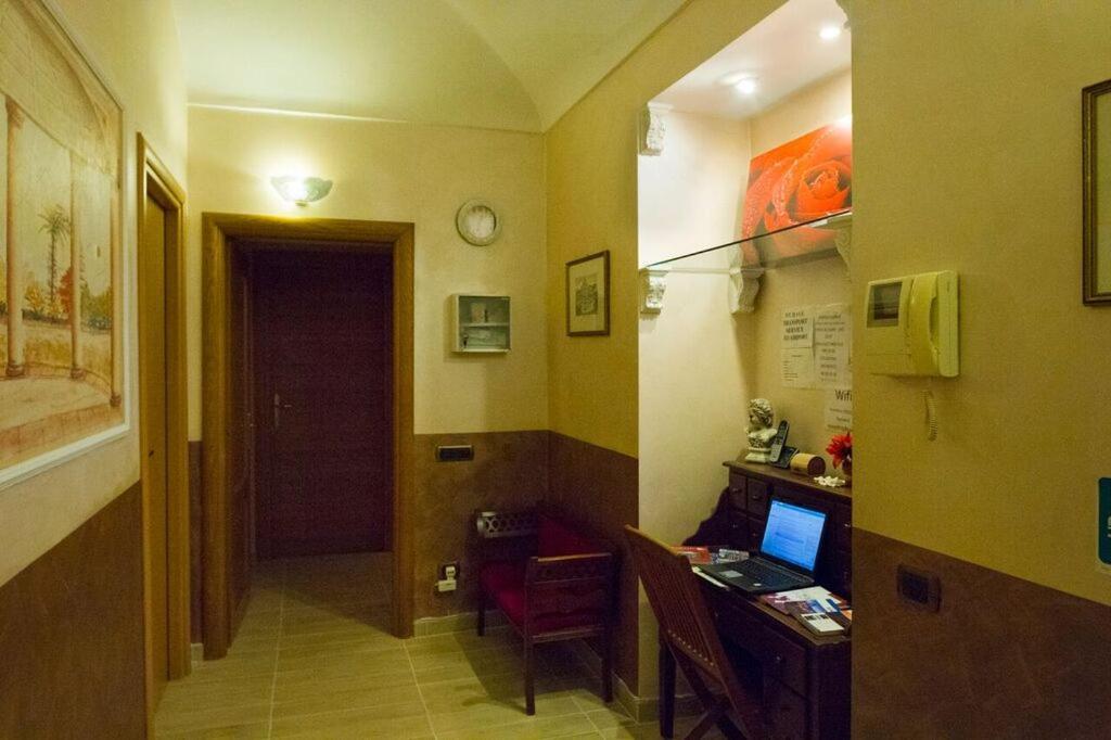 B&B City'S House ローマ エクステリア 写真